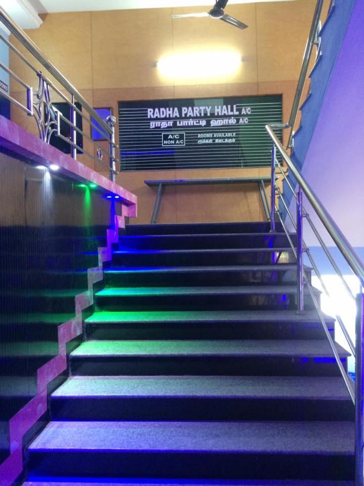 Radha Party Hall Kanchipuram Eksteriør billede